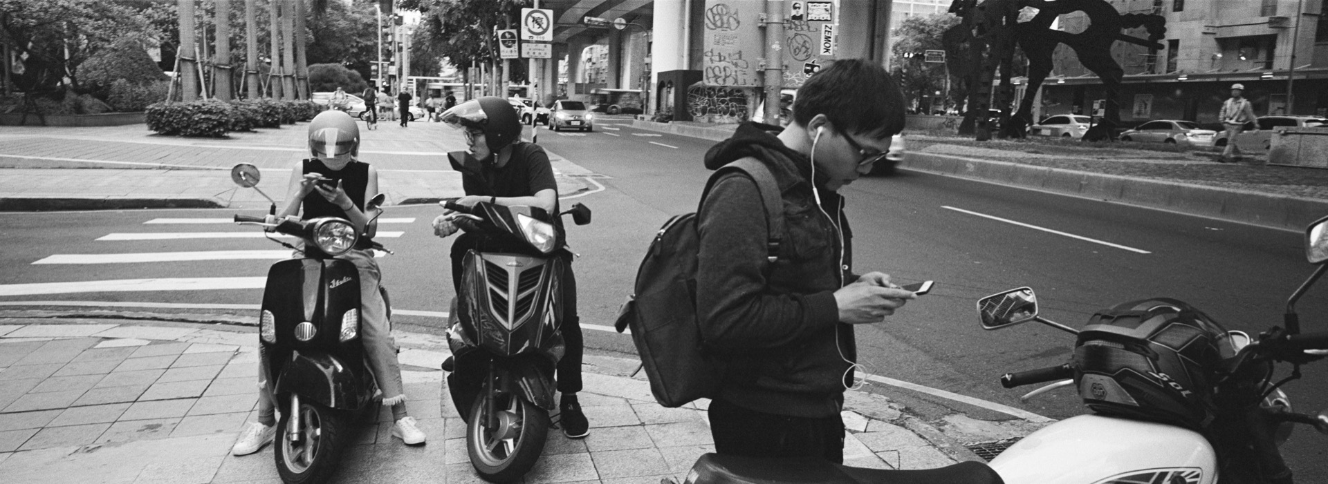 Scooters in Taipei 2