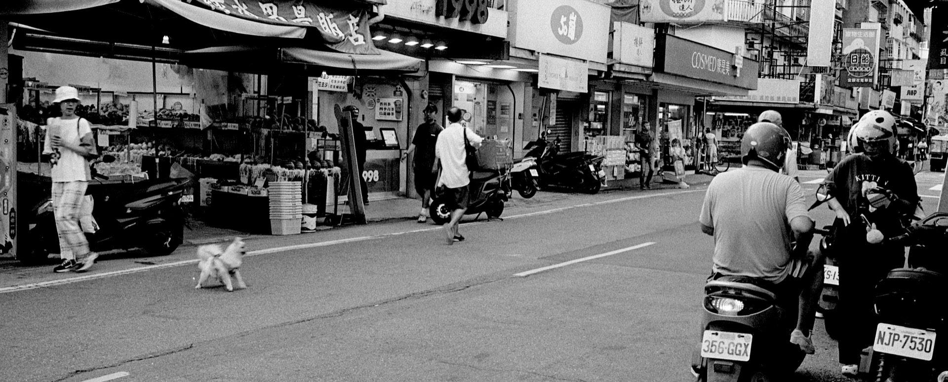 Scooters in Taipei 33